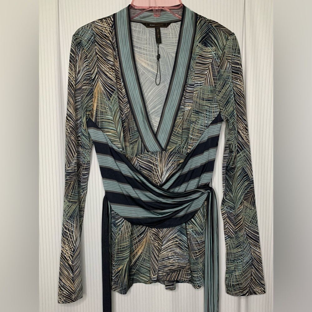 BCBGMAXAZRIA Faux Wrap Top Multicolored Long Sleeve V Neck NWOT Small